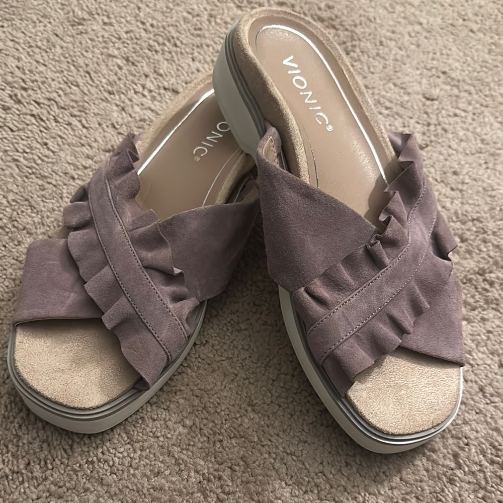 Vionic Women's Purple Slide Sandals
